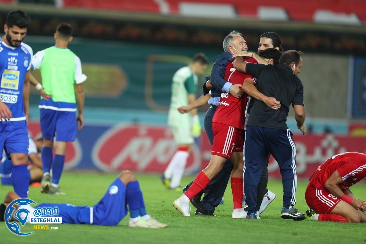 دیدار استقلال و تراکتور