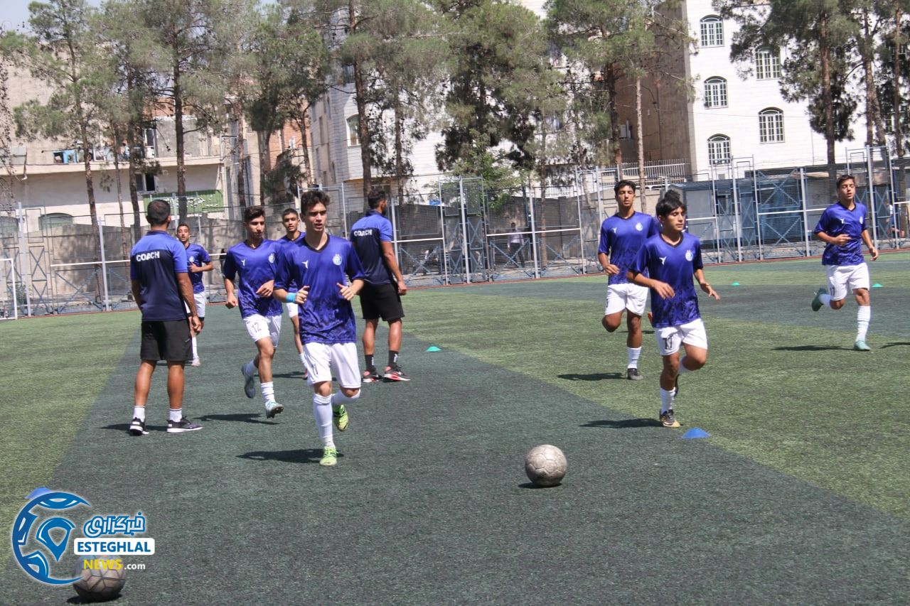 تیم نونهالان استقلال