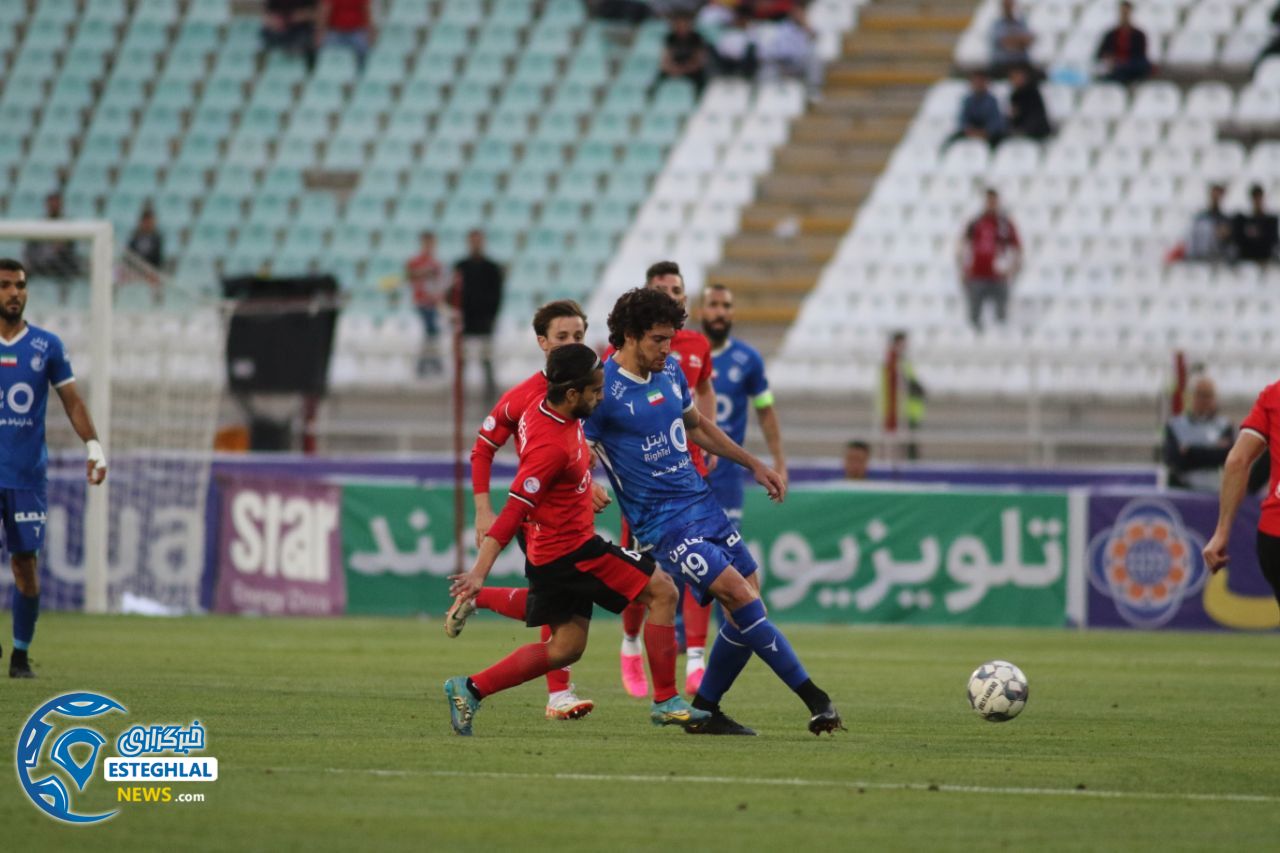 تراکتور 0-0 استقلال