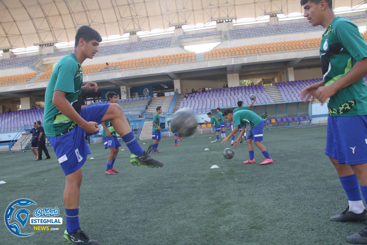 تیم نونهالان استقلال