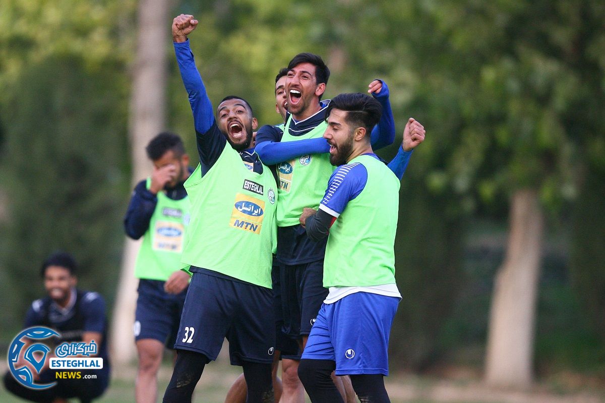 تمرین استقلال