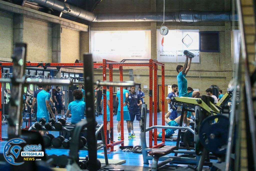 تمرین وزنه استقلال