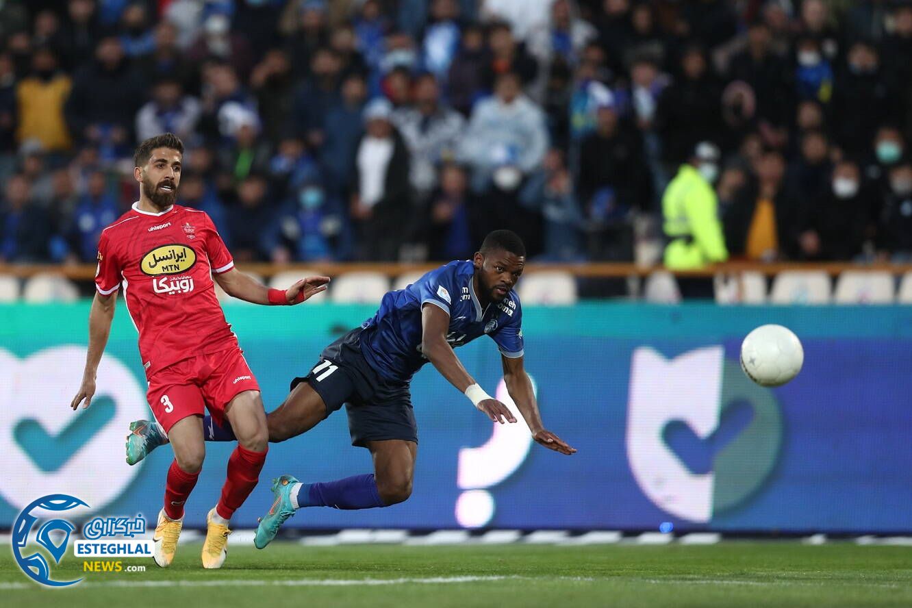 پیروزی 1-1 استقلال(تاج)