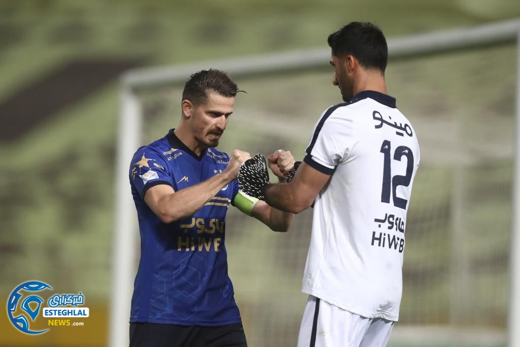 استقلال 0(2)-(4)0 فولاد