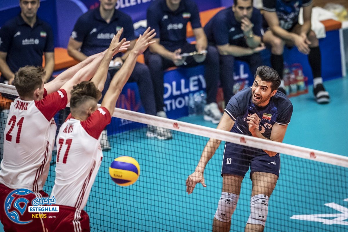 دیدار تیم های ملی والیبال ایران و لهستان