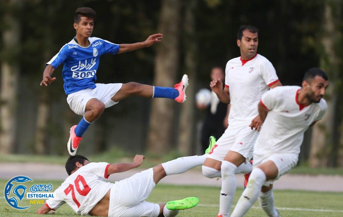 دیدار دوستانه استقلال و نساجی