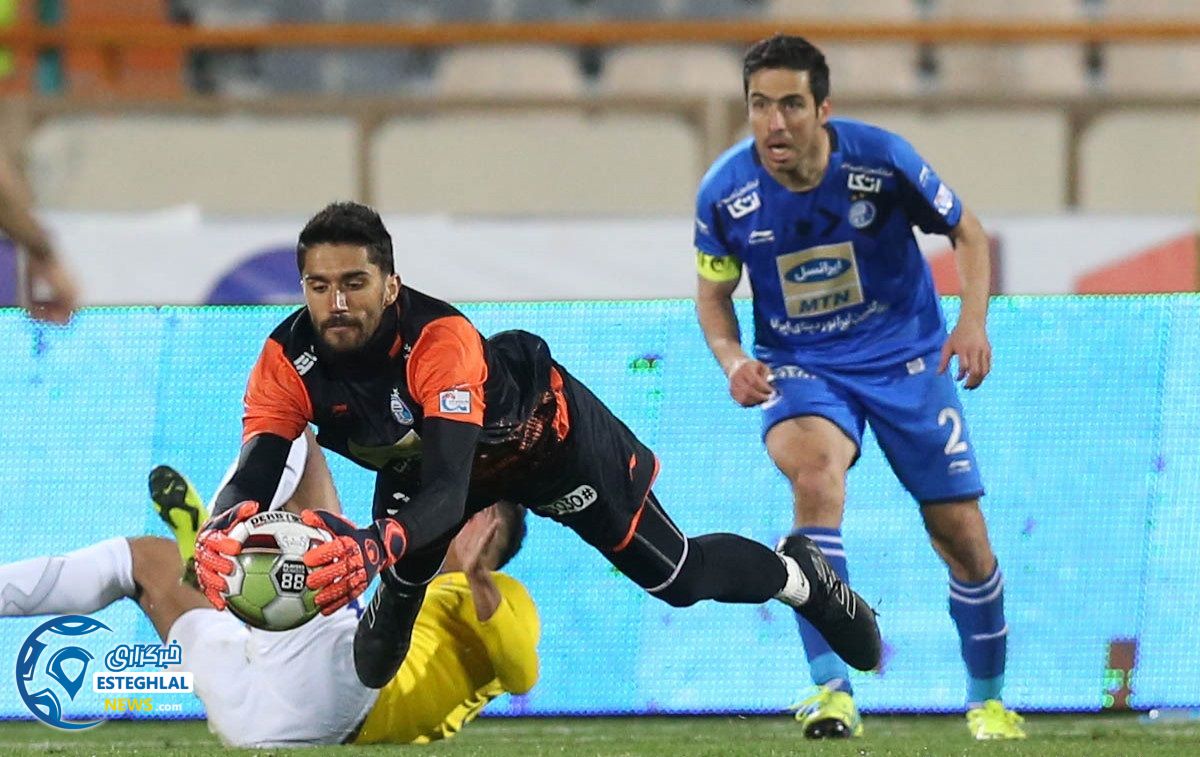 دیدار استقلال برابر نفت مسجدسلیمان