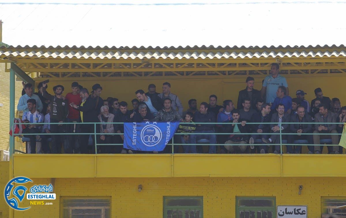 دیدار استقلال و نفت آبادان