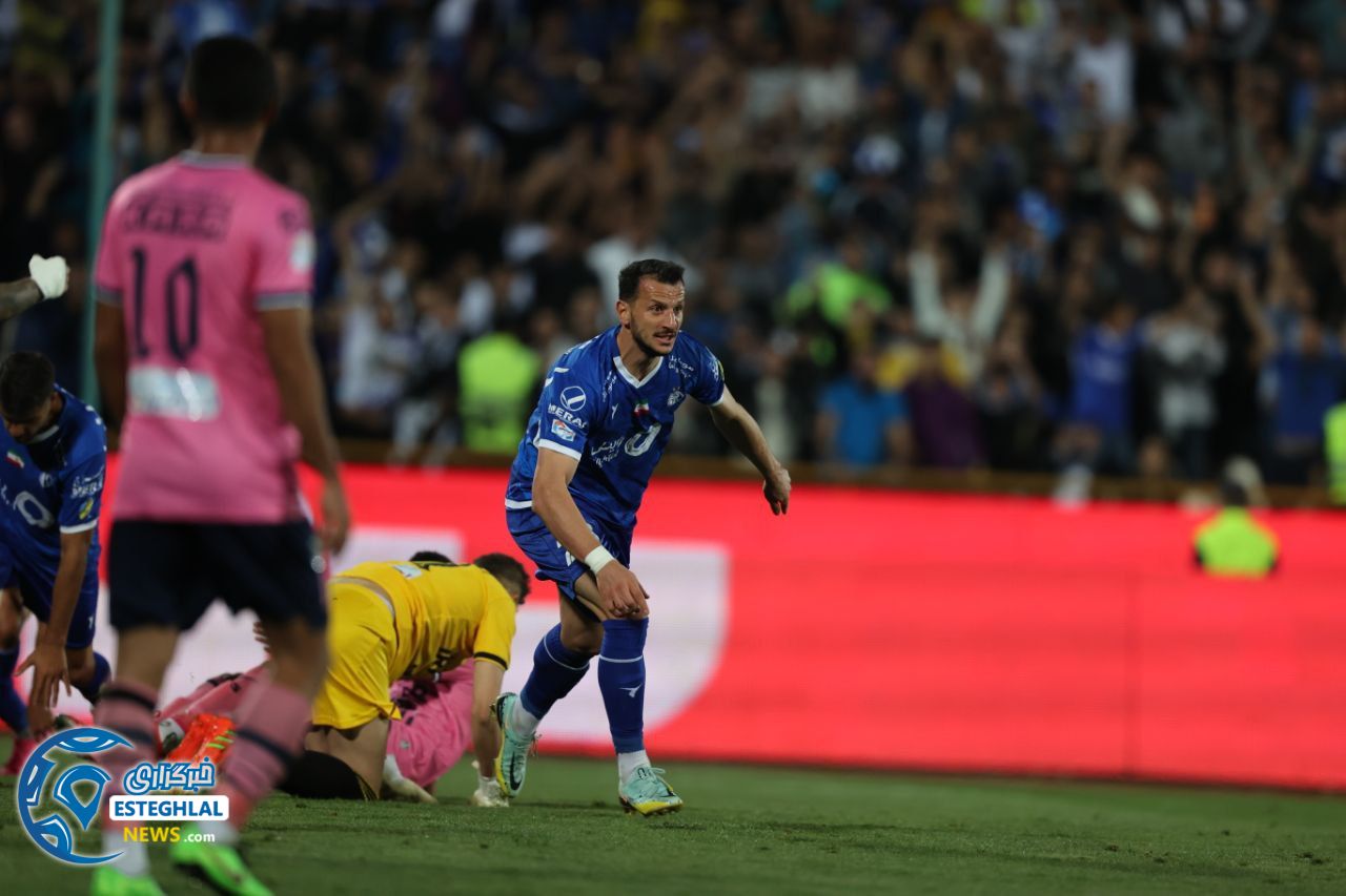 استقلال(تاج) 1-0 آلومینیوم اراک