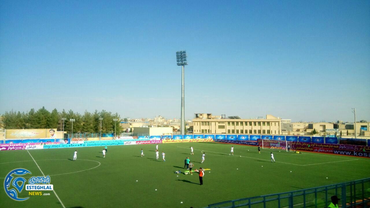 دیدار استقلال و گل گهر