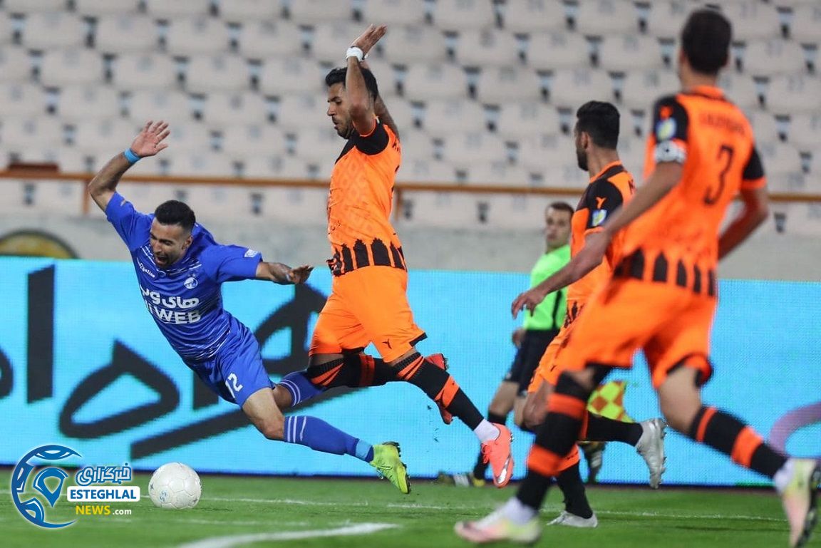 دیدار استقلال و مس