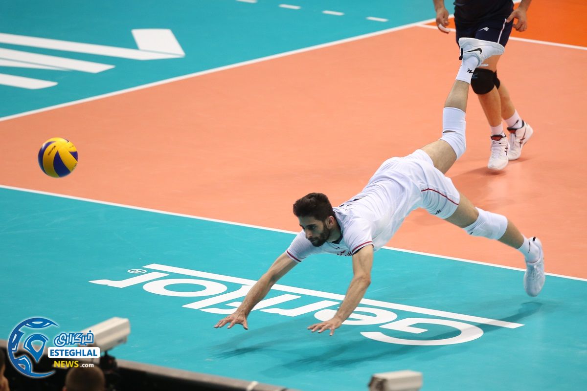 دیدار تیم های ملی والیبال ایران و صربستان