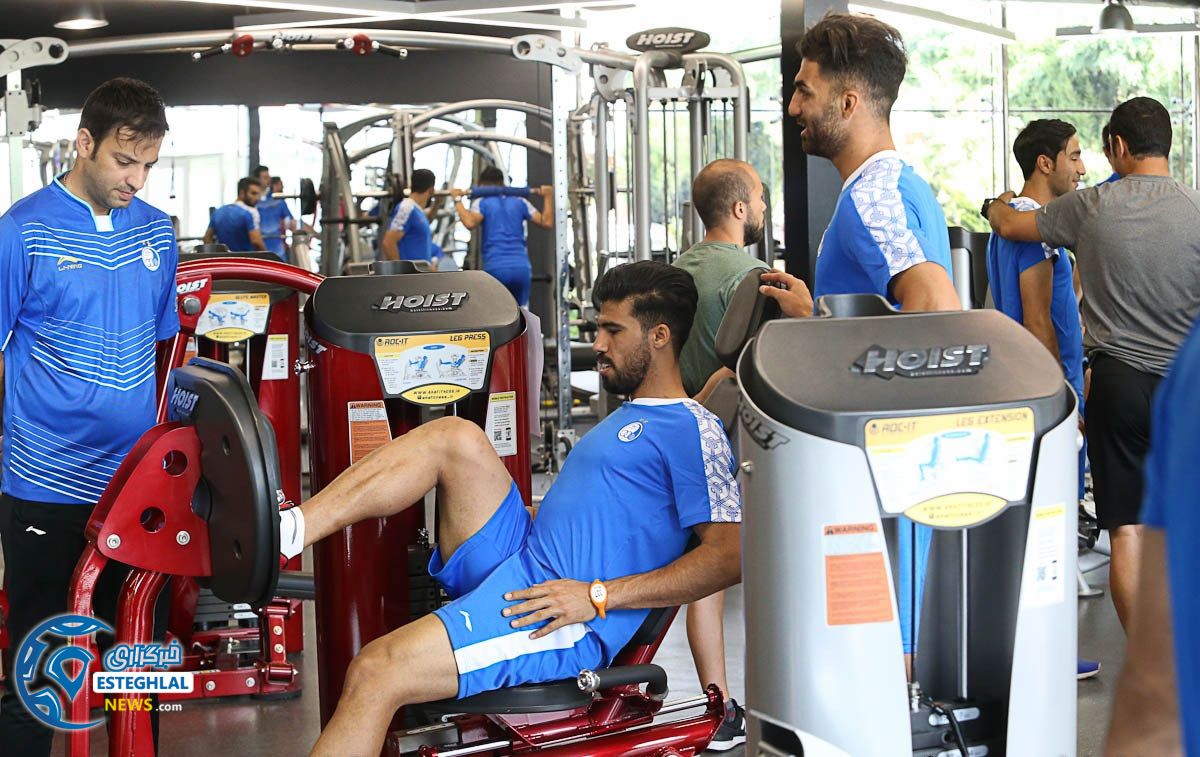 تمرین وزنه استقلال