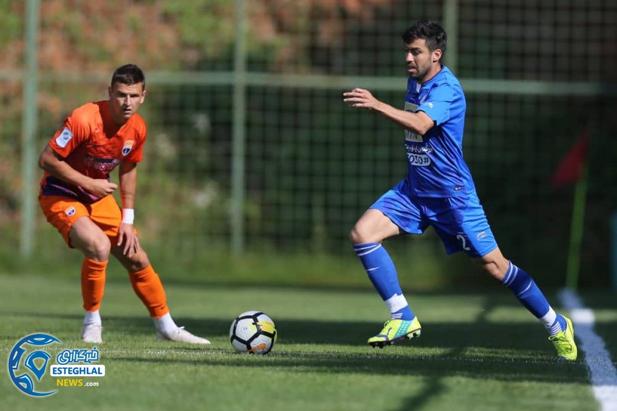 دیدار دوستانه استقلال و ماریپول