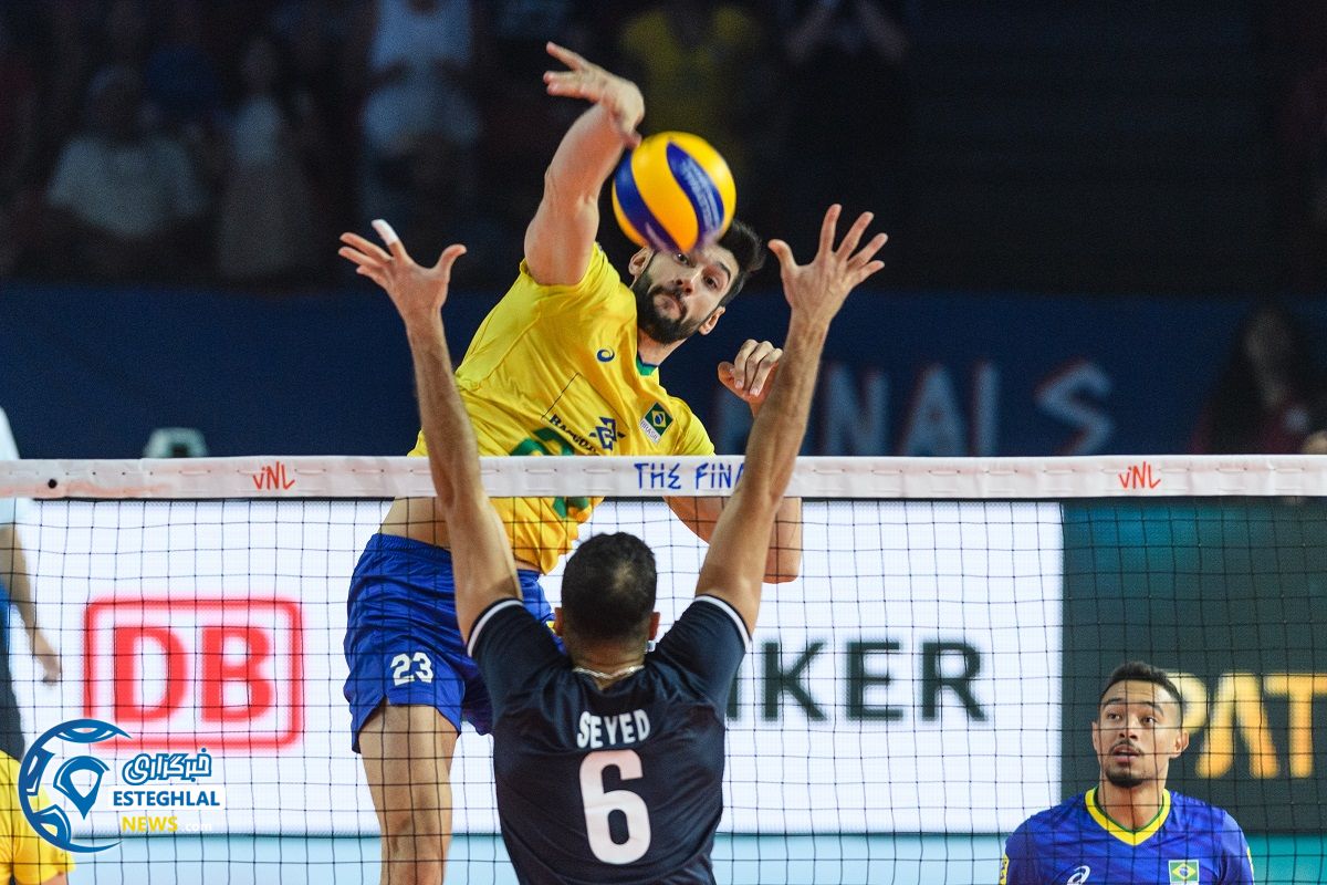 دیدار تیم های ملی والیبال برزیل و ایران