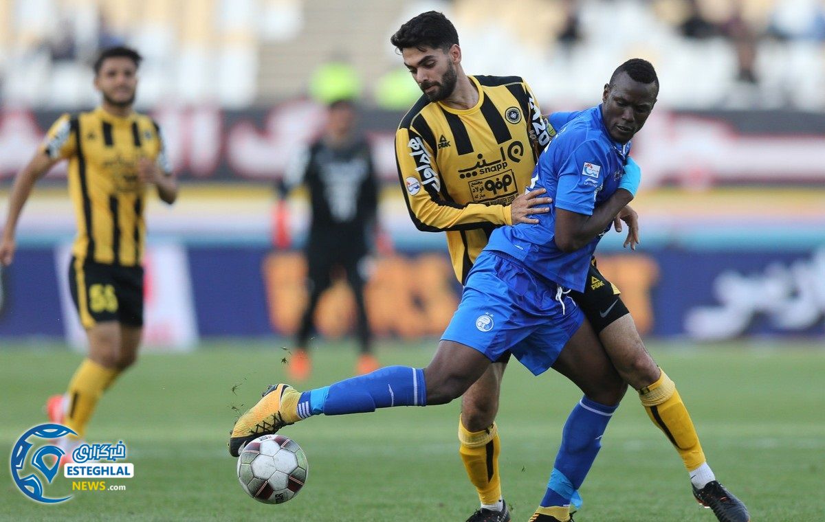 دیدار استقلال و سپاهان