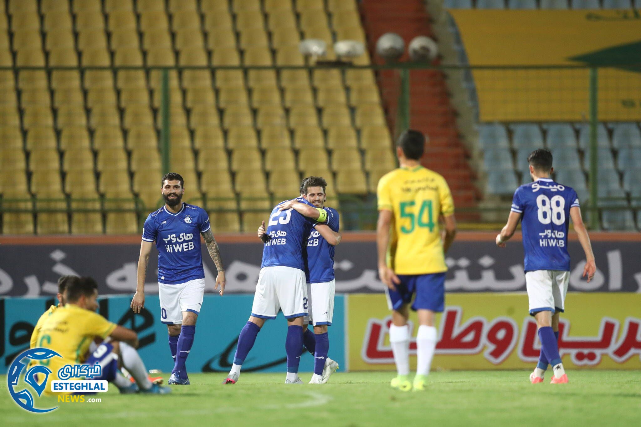 نفت آبادان 0-1 استقلال