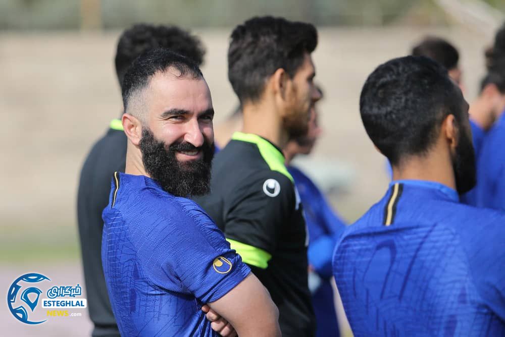 داریوش شجاعیان