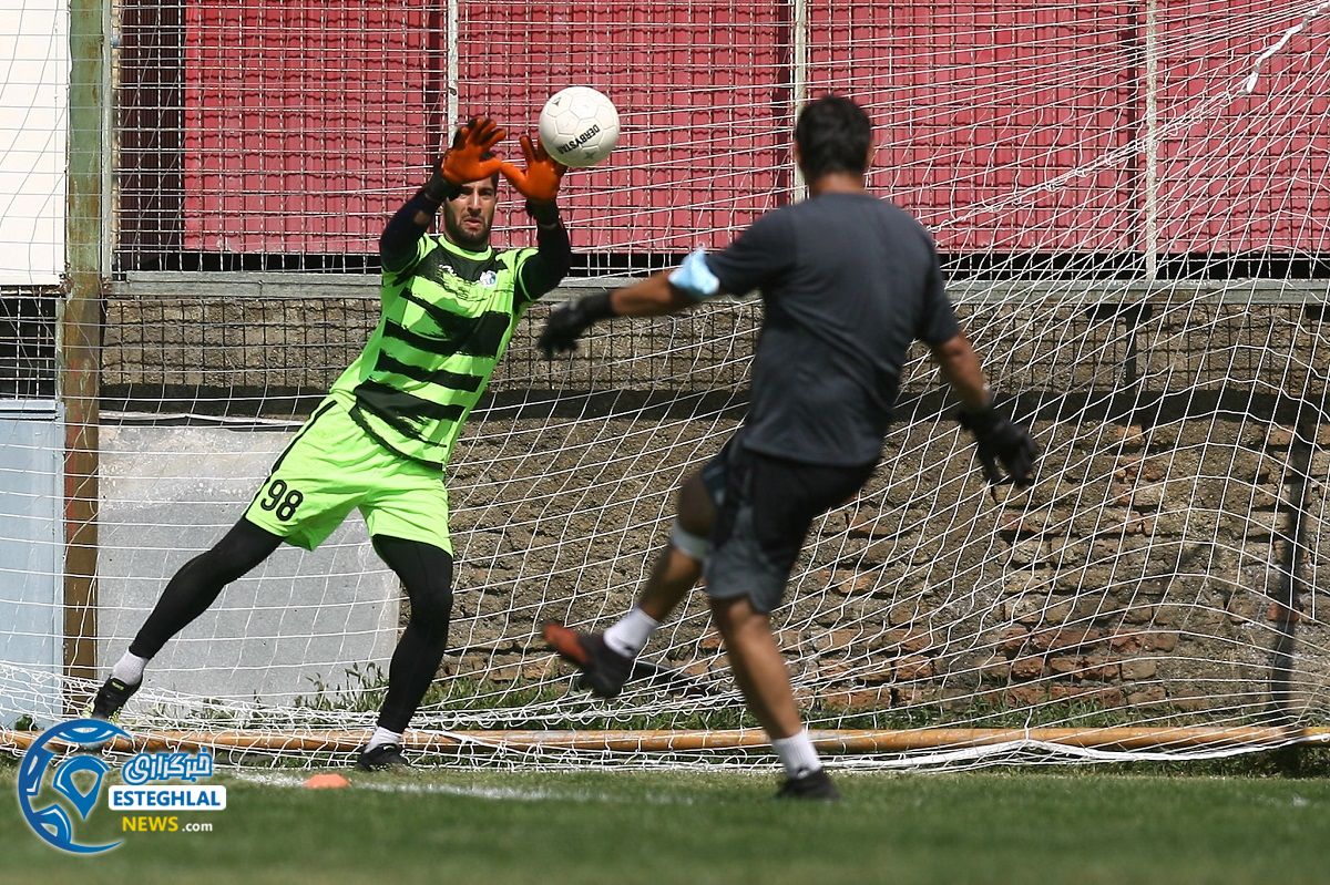 تمرین استقلال