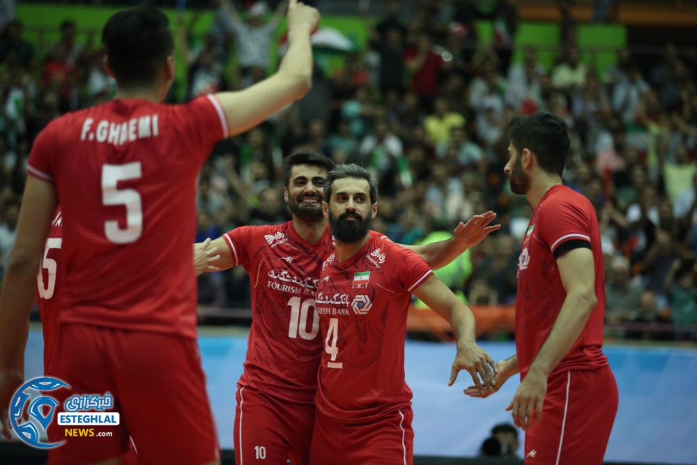 دیدار تیم های ملی والیبال ایران و کره جنوبی