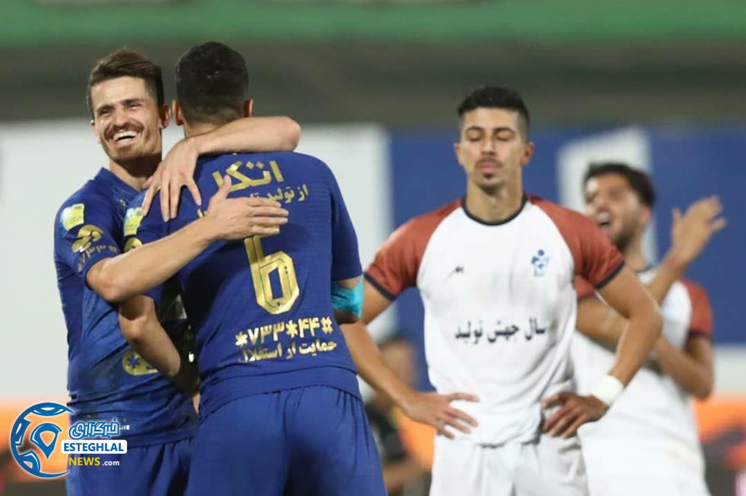 دیدار استقلال و پیکان