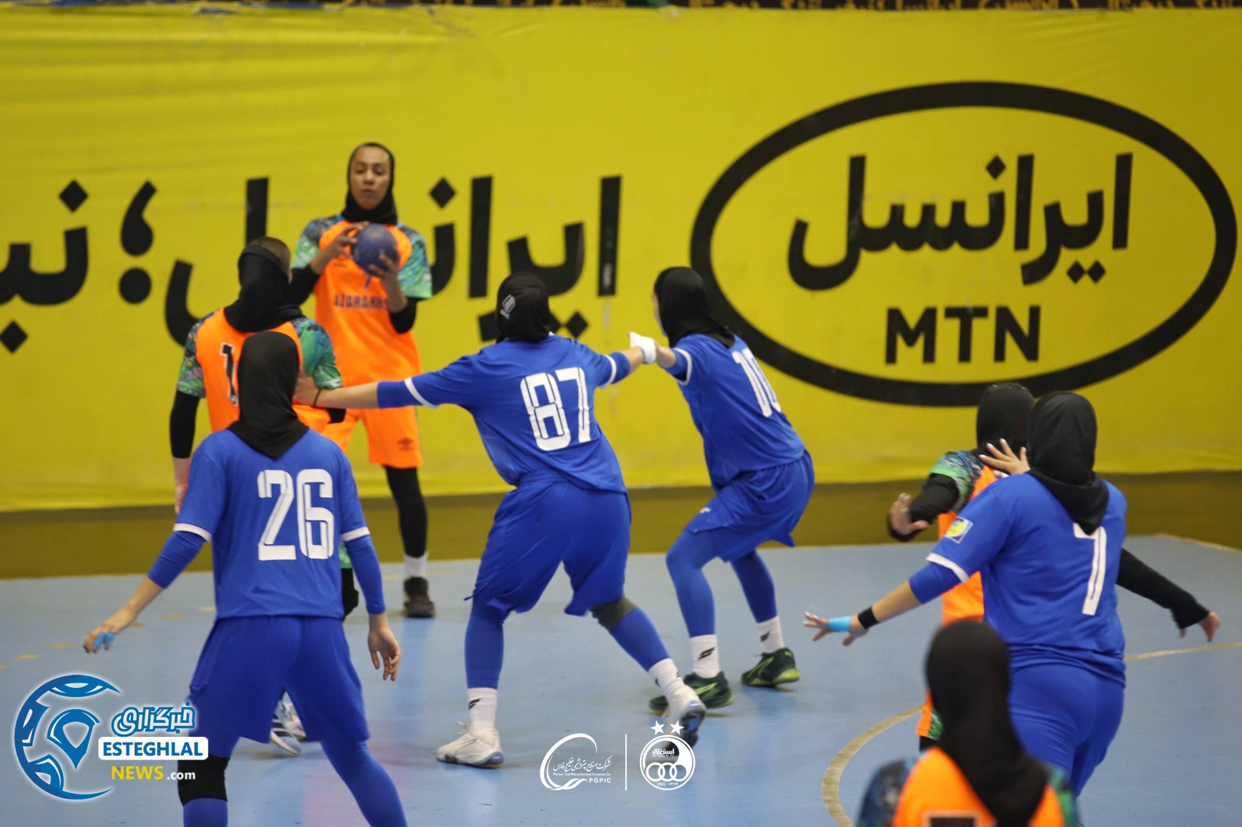 تیم هندبال بانوان استقلال