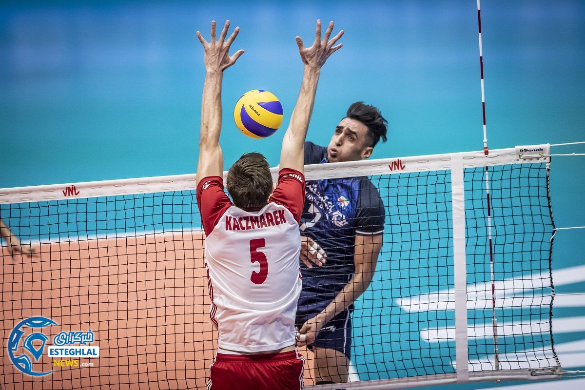 دیدار تیم های ملی والیبال ایران و لهستان
