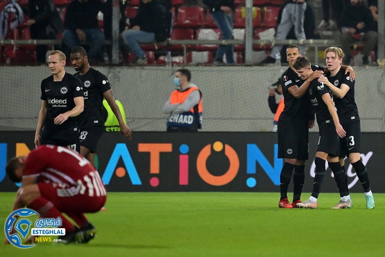  اولمپیاکوس 1-2 فرانکفورت 