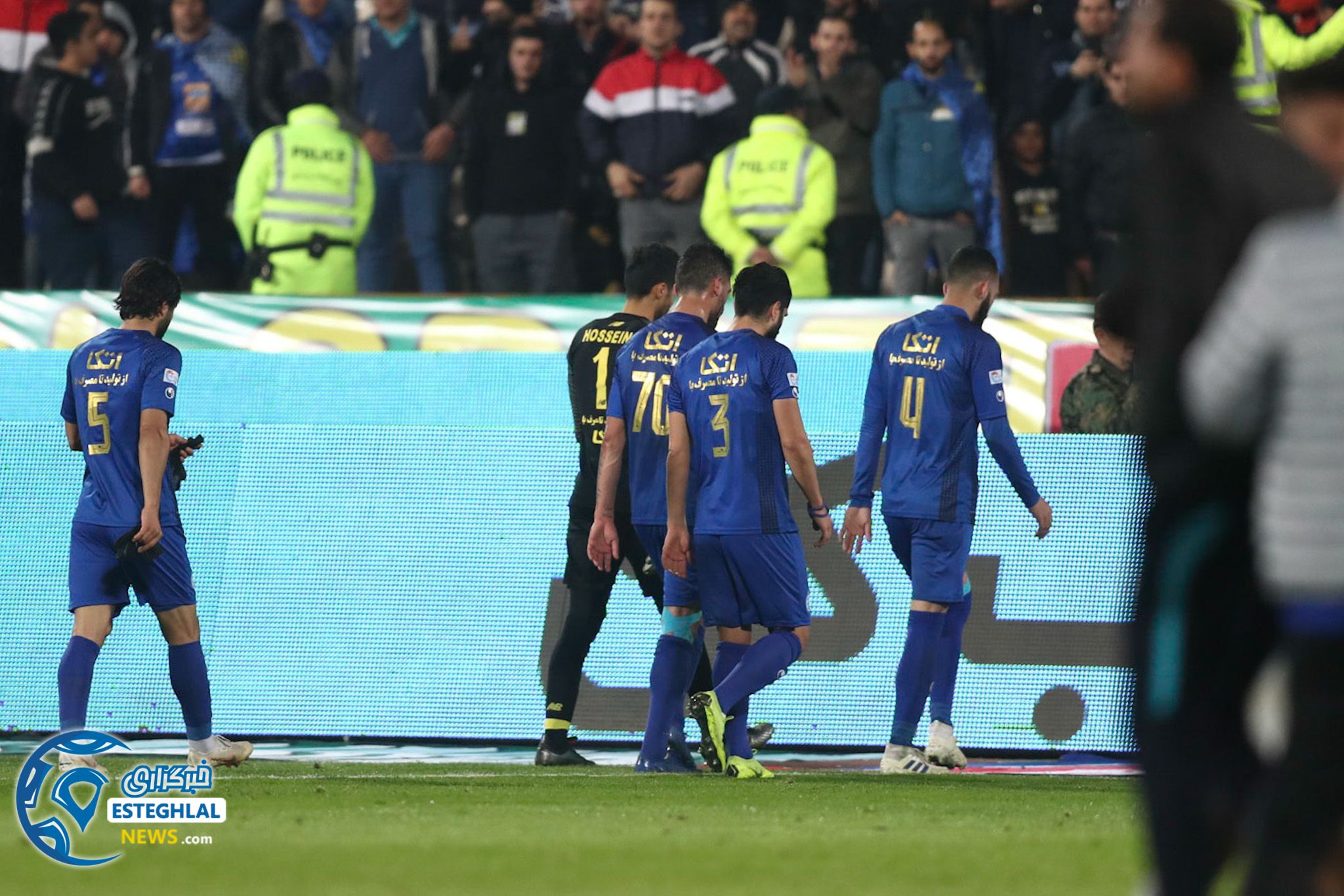 دیدار استقلال و ماشین سازی