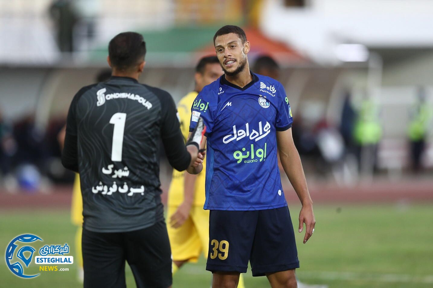 فجرسپاسی 1-1 استقلال