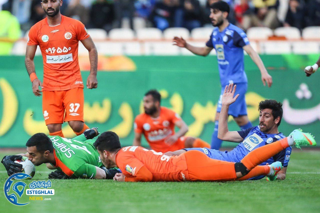 دیدار استقلال و سایپا