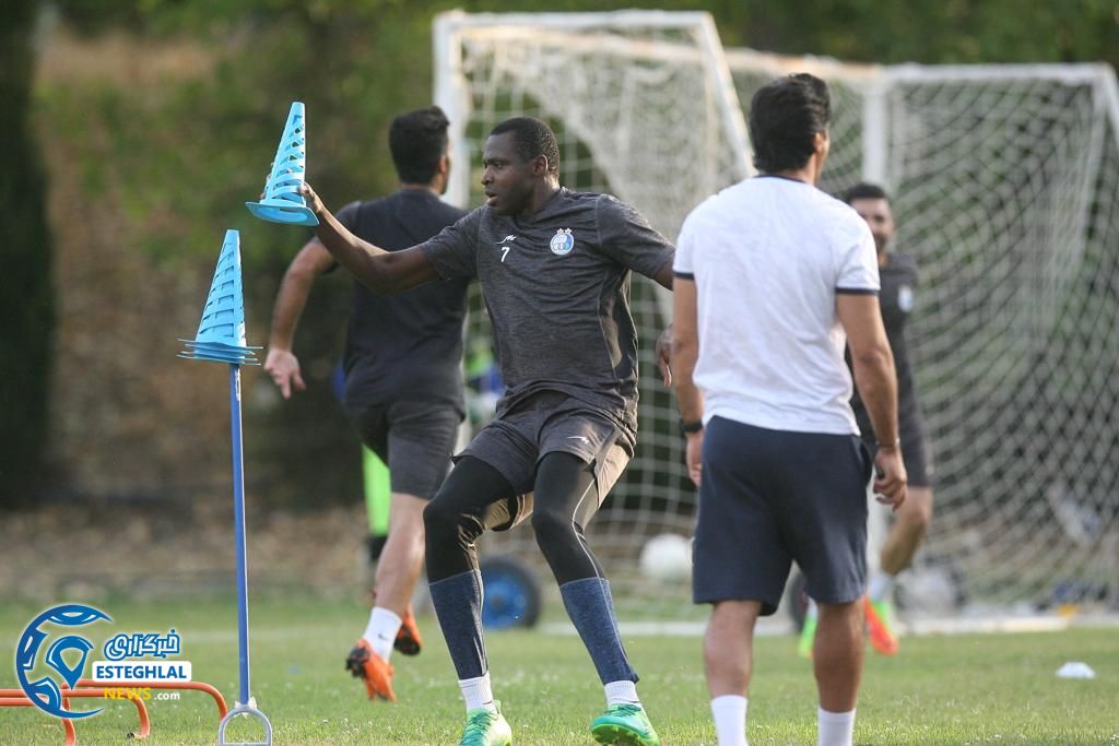 تمرین استقلال