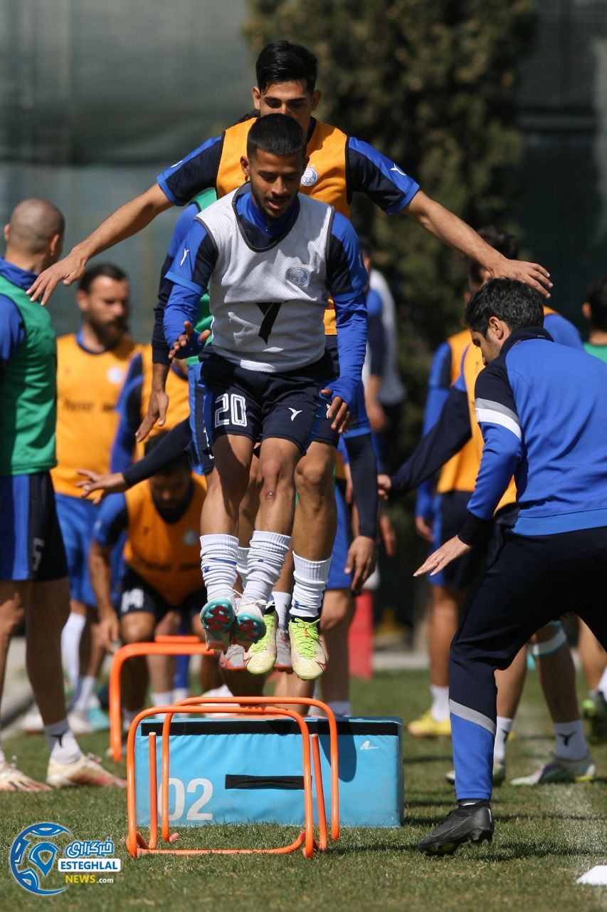 تمرین استقلال