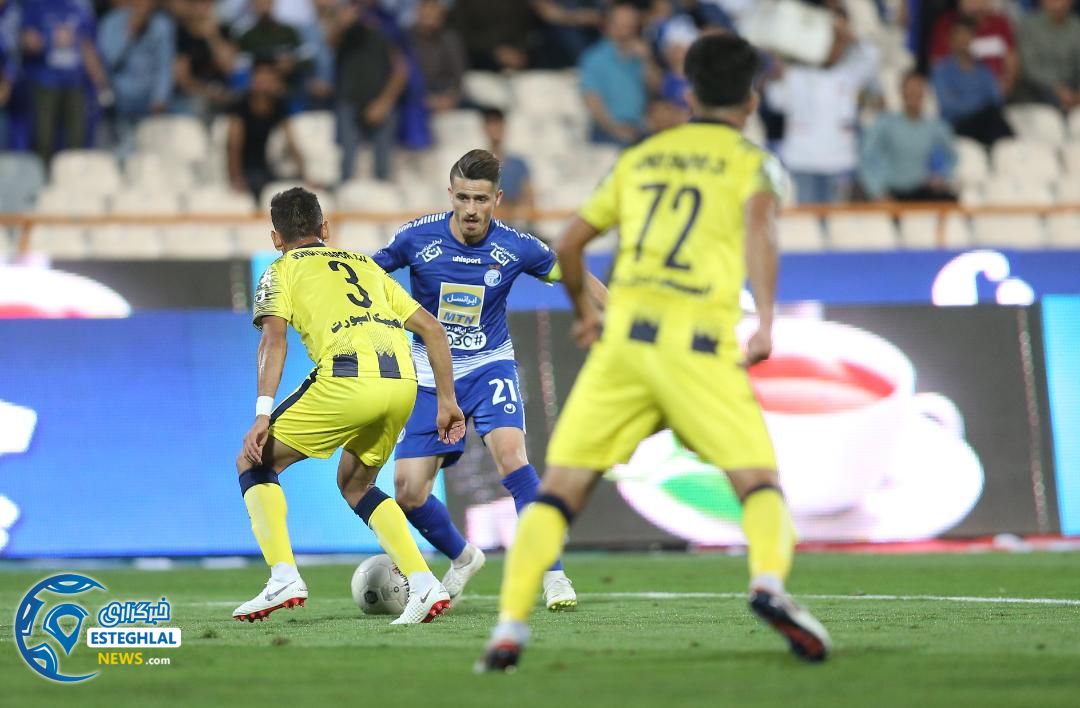 دیدار استقلال و فجر سپاسی