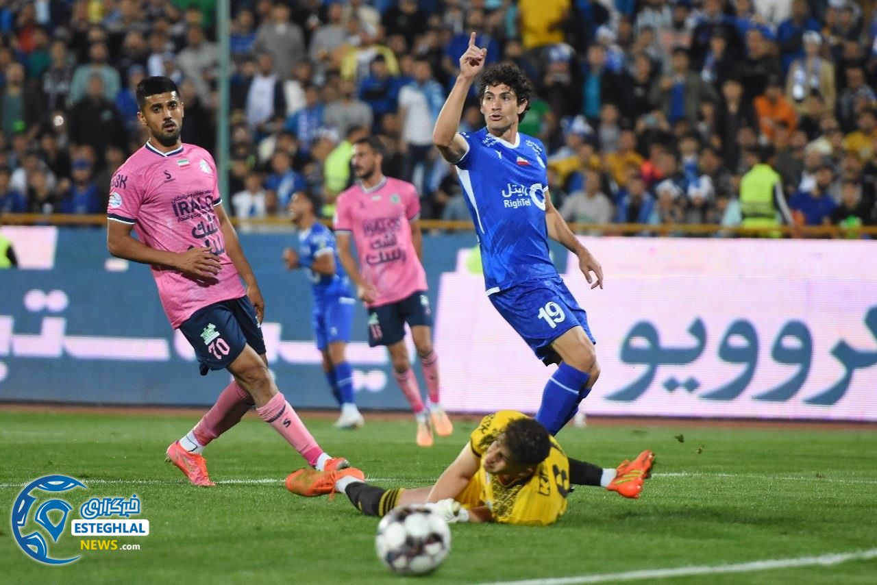 استقلال(تاج) 1-0 آلومینیوم اراک