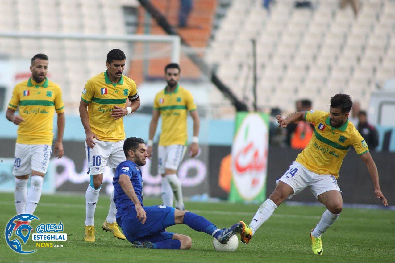 دیدار استقلال و نفت آبادان