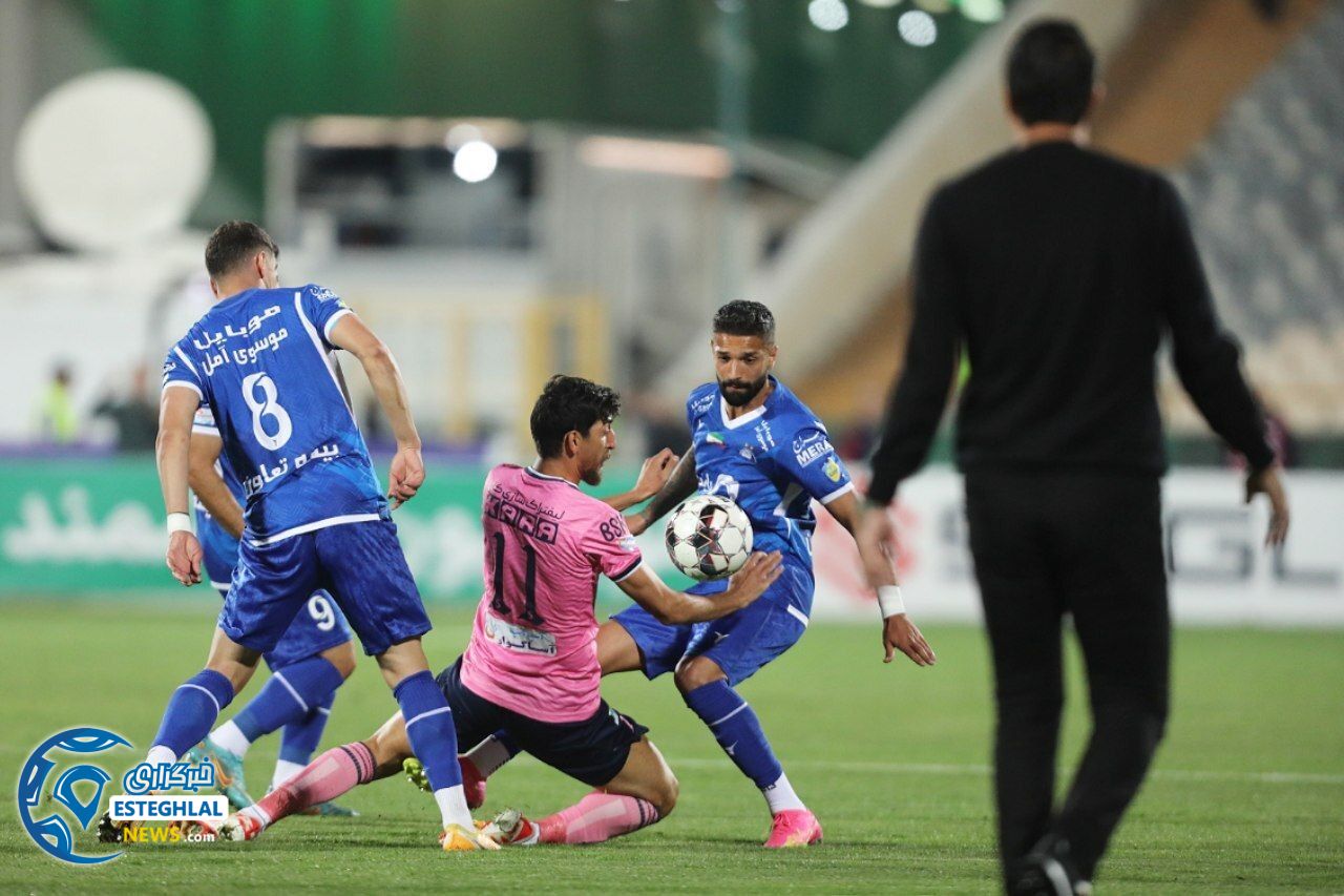 استقلال(تاج) 1-0 آلومینیوم اراک