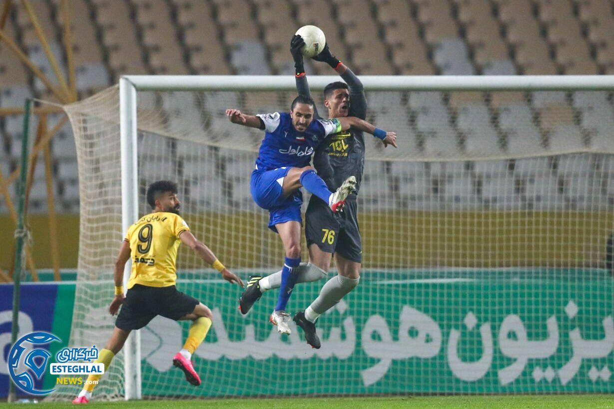 سپاهان 2-1 استقلال(تاج) 