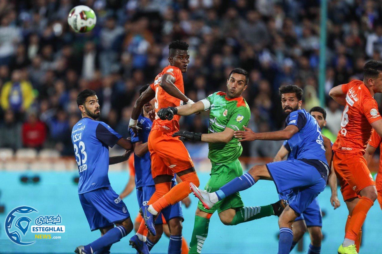 دیدار استقلال و سایپا