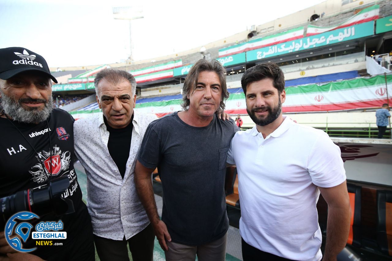 حواشی دیدار استقلال و نساجی