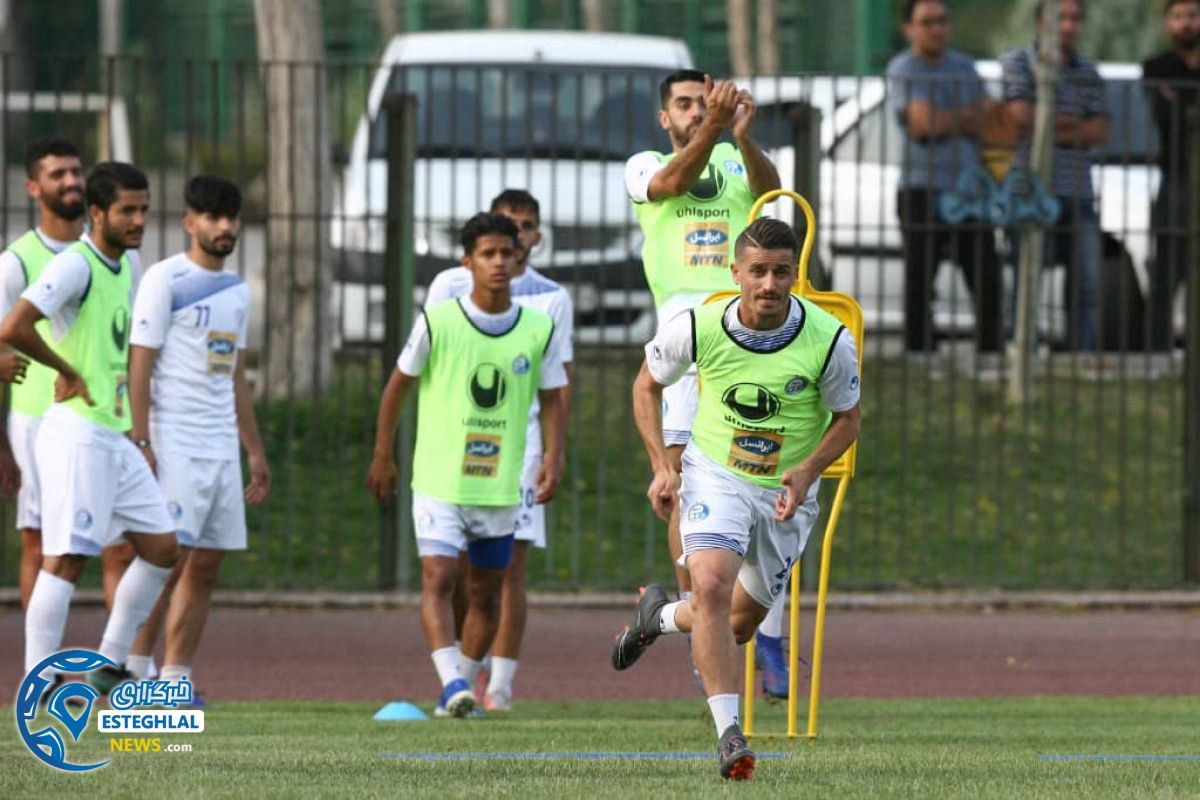 تمرین استقلال