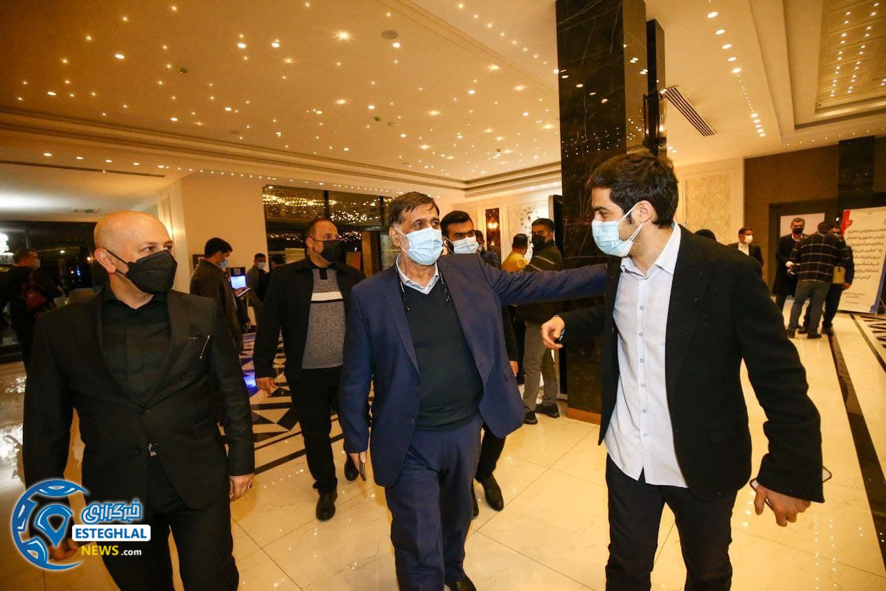 جشن خصوصی سازی استقلال