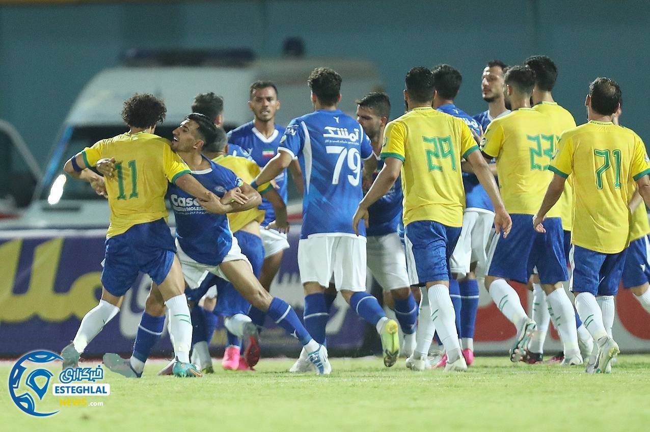 صنعت نفت آبادان 0-3 استقلال(تاج) 