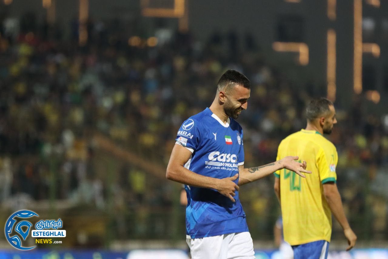 صنعت نفت آبادان 0-3 استقلال(تاج) 