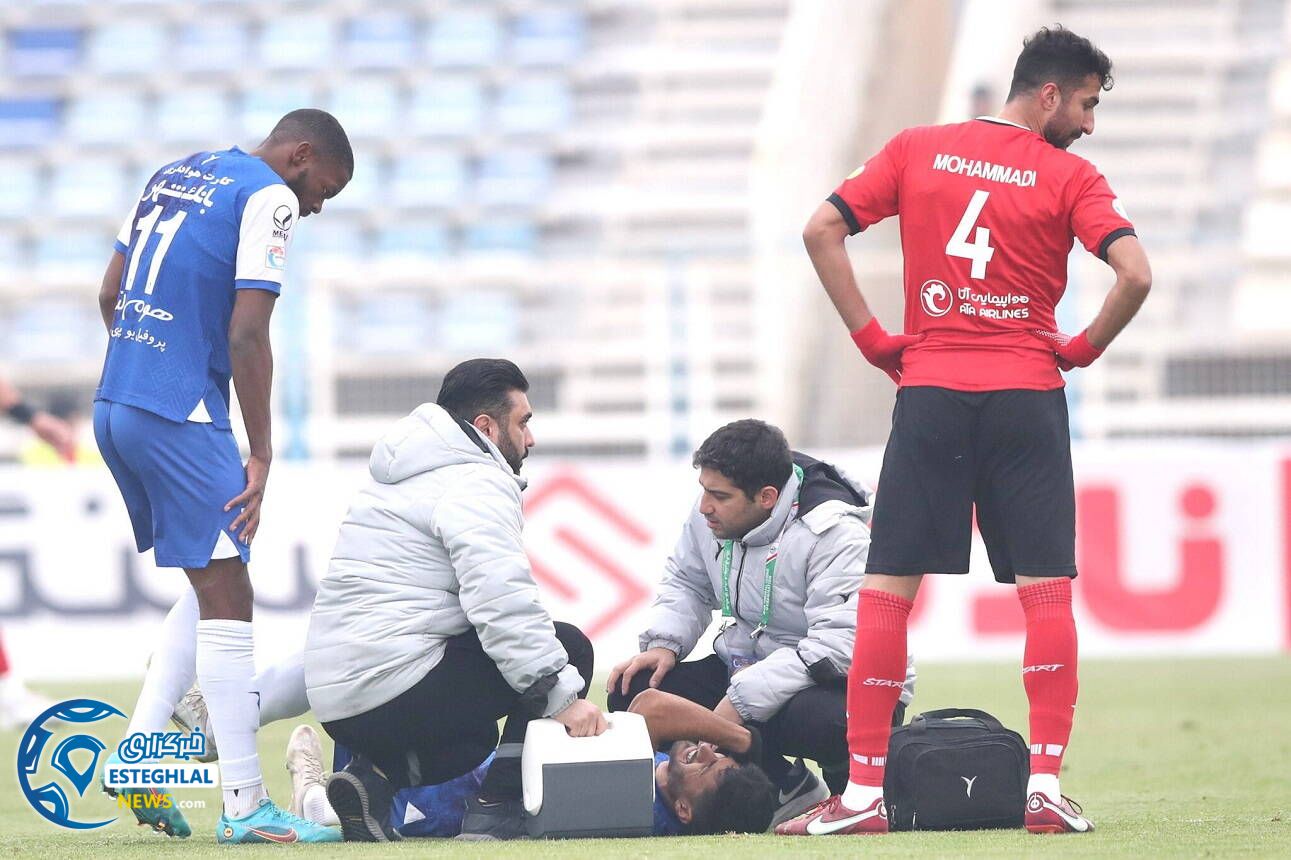 تراکتور 2-0 استقلال