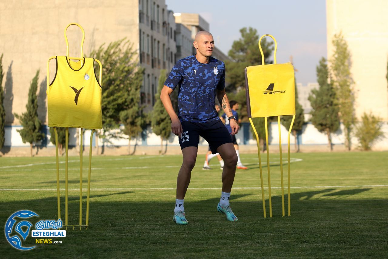 تمرین استقلال