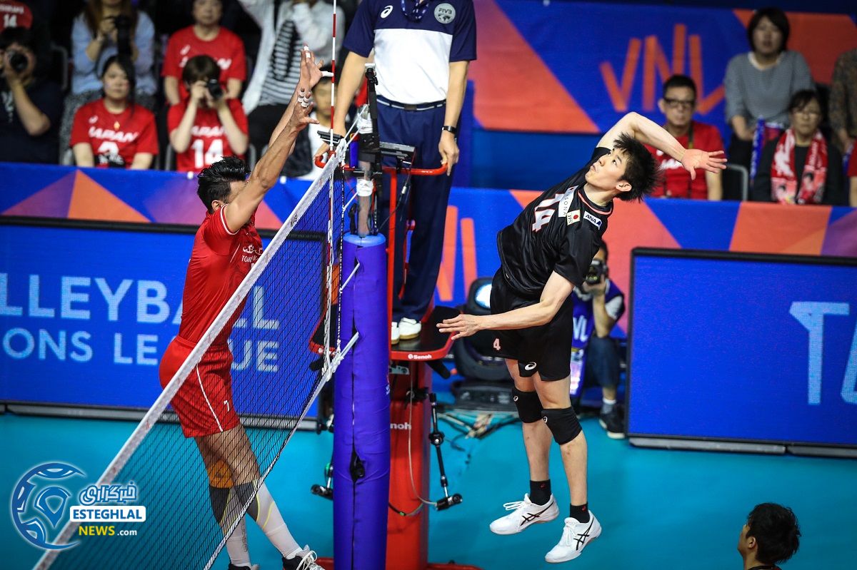 دیدار تیم های ملی والیبال ژاپن و ایران