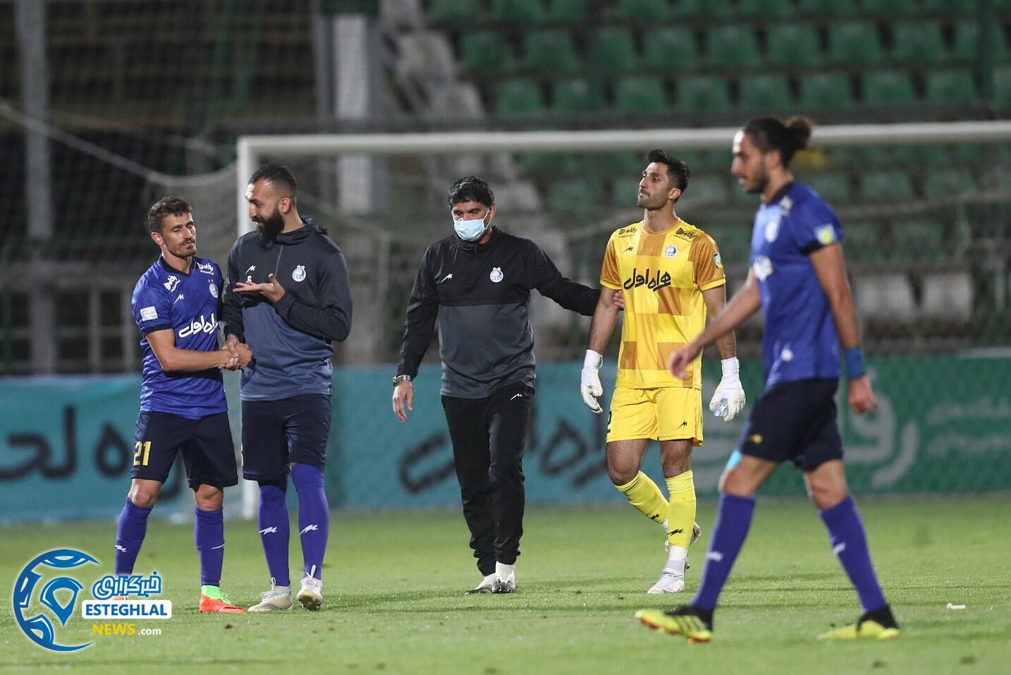 ذوب آهن اصفهان و استقلال(تاج) ایران