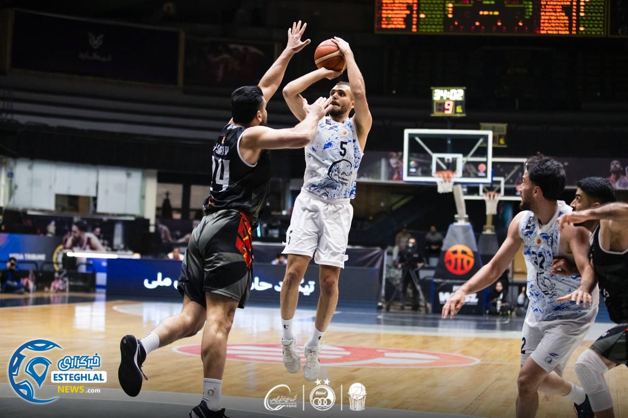 تیم بسکتبال آقایان استقلال