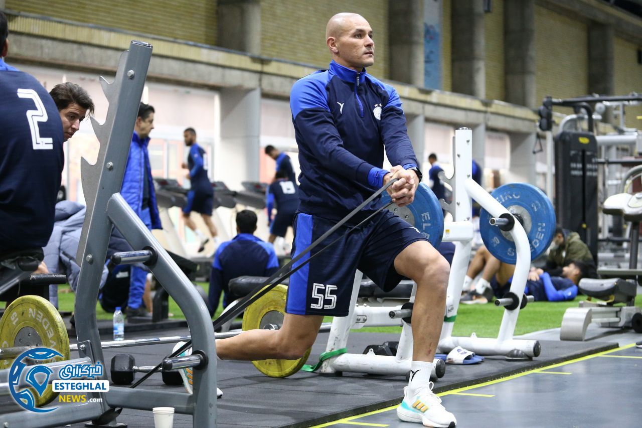 تمرین استقلال